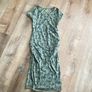 Maternity dress